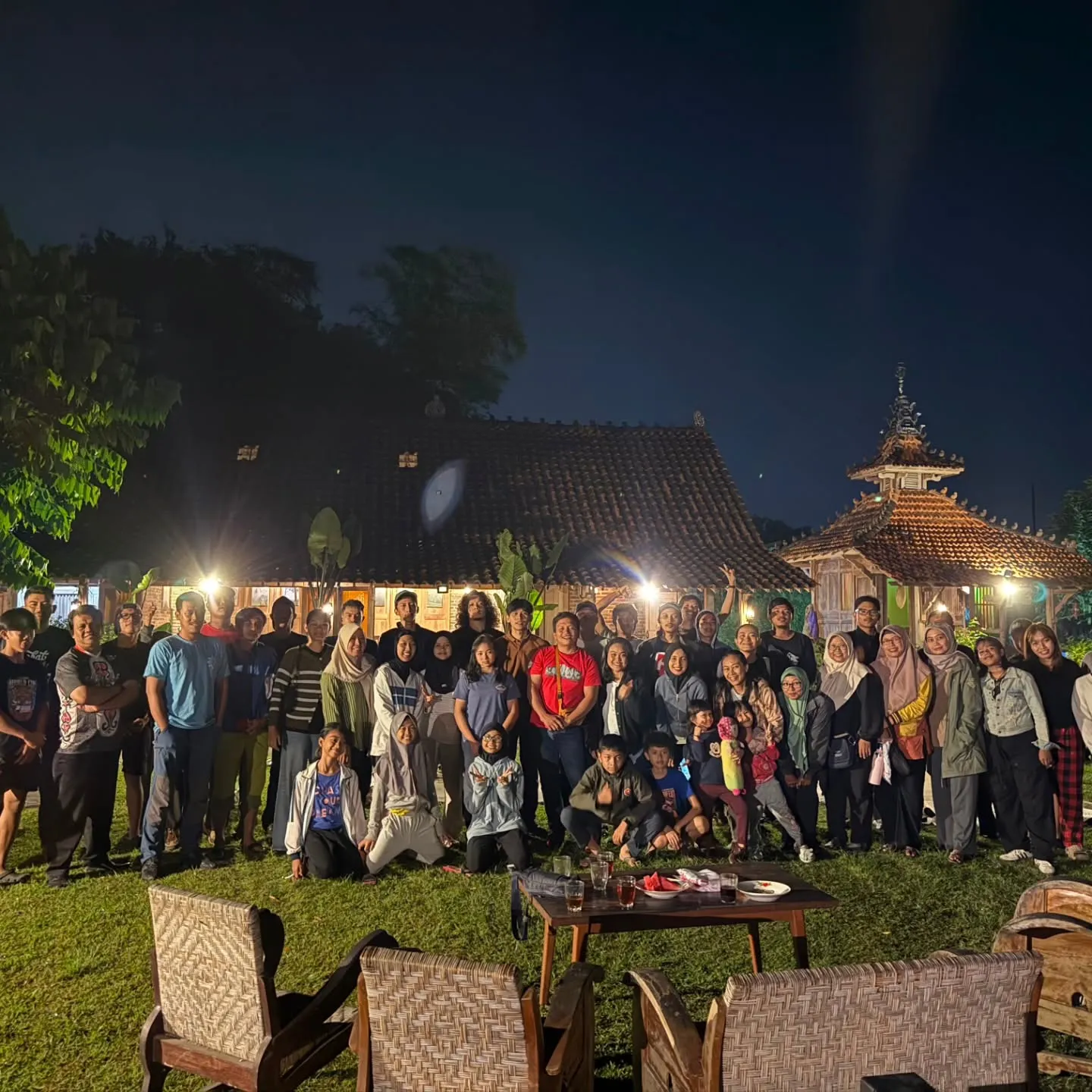 Foto bersama komunitas dan atlet FPTI Sleman